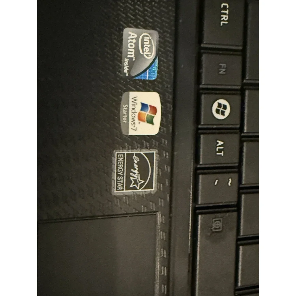 Toshiba Mini NB255-N250 10.1in. (250GB, Intel‎ Atom, 1.66GHz, 1GB) Netbook